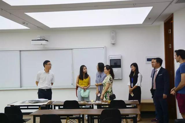 清华大学深圳国际研究生院到访我校：科创交流，共商合作新方向