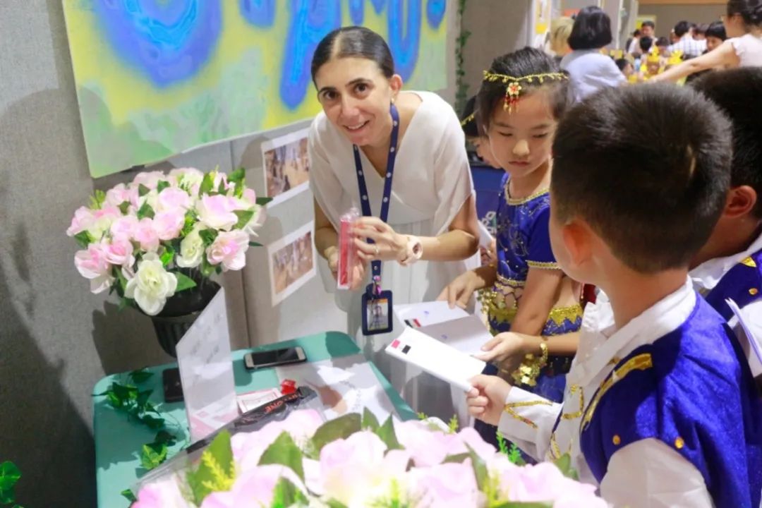 广州耀华国际教育学校10月30日文化慈善周，咱们线上见！