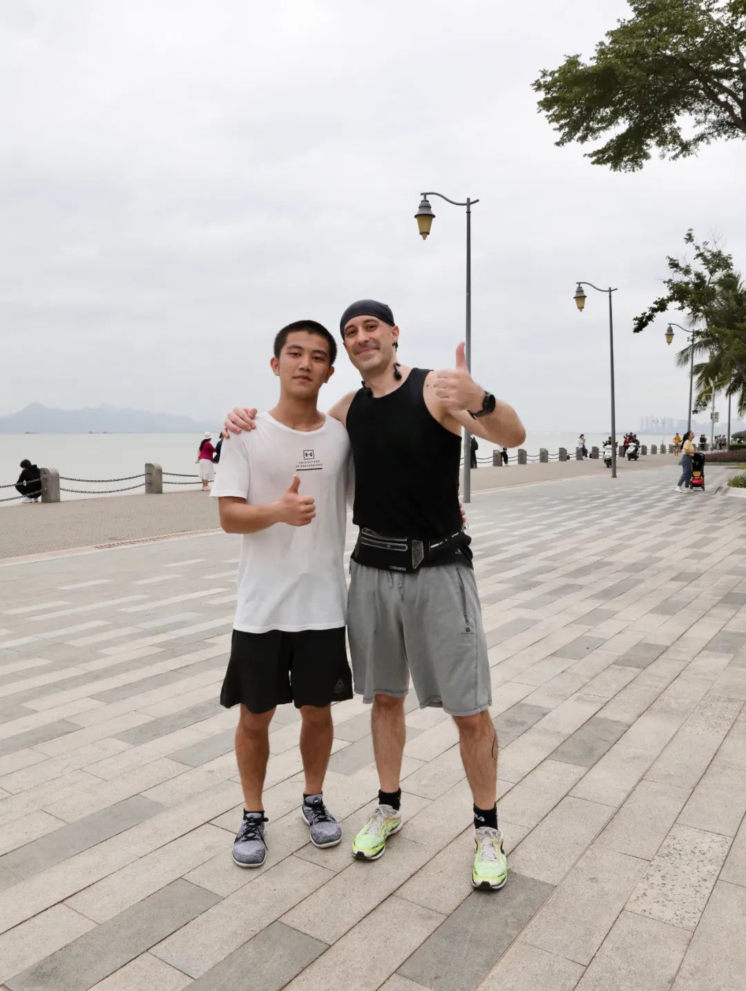 深圳湾徒步 | 博纳师生来了一场“说走就走的旅行”！