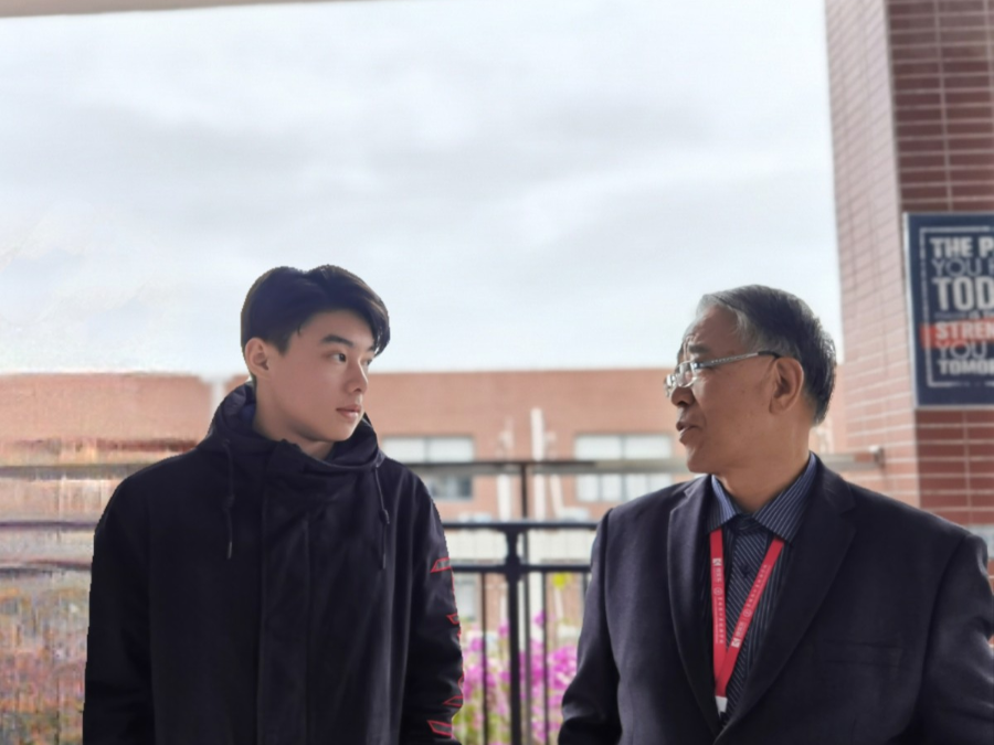 国际教育专家刘泶文博士莅临碧桂园十里银滩学校指导工作