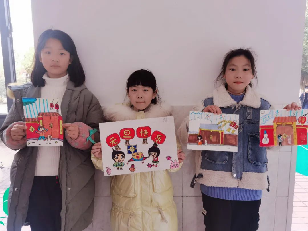 合肥世界外国语学校小学部开展庆元旦、迎新年绘画活动！