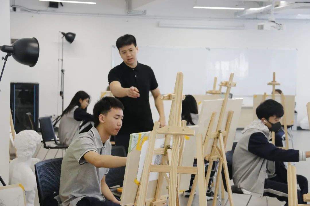 更中国，更艺术，更国际的辰美国际艺术教育