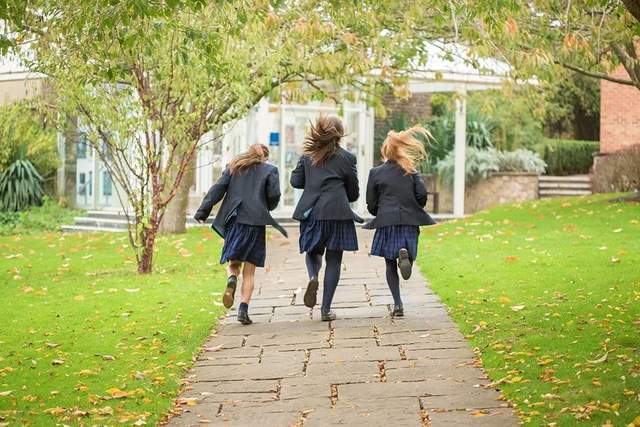 英国顶尖女校巴德明顿学校：为女孩的未来着想