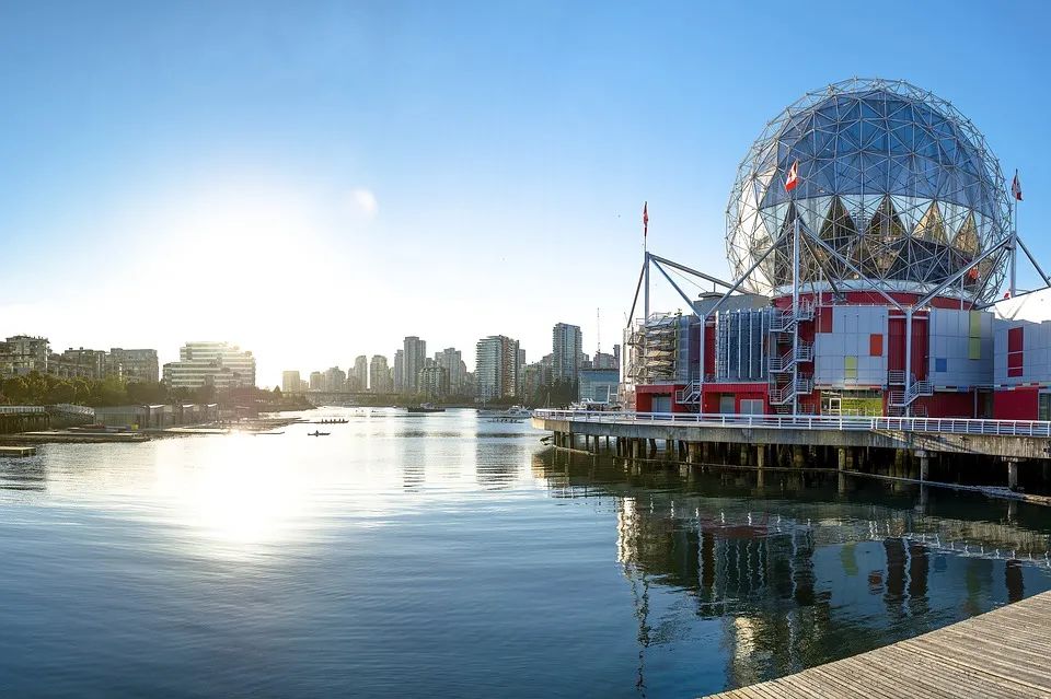 QS发布《2022年最佳留学城市排名》，加拿大蒙特利尔跻身全球前10！