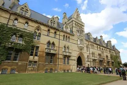 九月开学第一天，带你走进200+牛津录取的英国公学深圳分校！