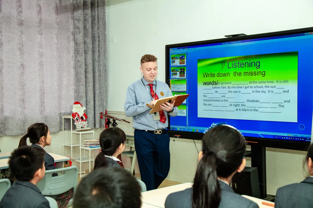 开学季！华美双语部提供少量插班学位！还未入学的学生家长抓紧啦！