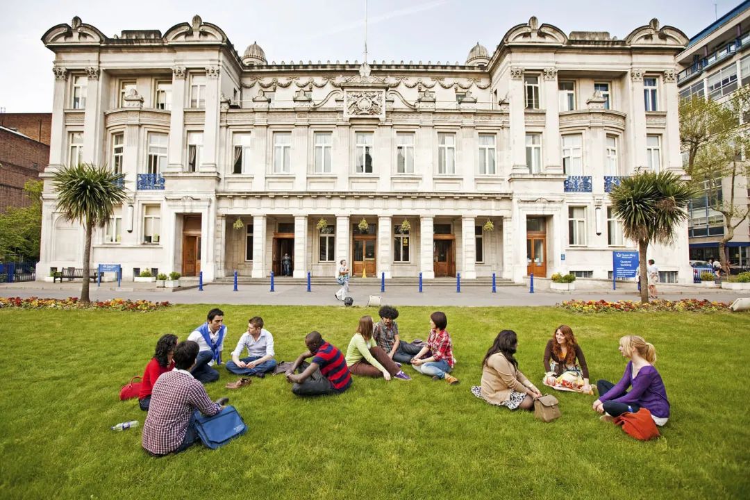 杜伦大学，华威大学和伦敦玛丽女王大学来访