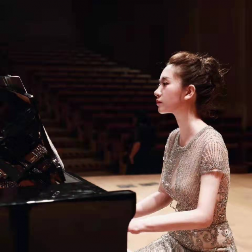 青年钢琴教师姚琳访谈：中国教育、国际教育网杂志专访