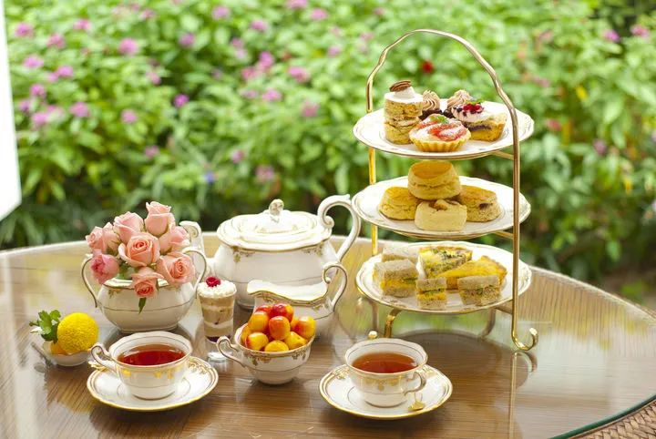 你真的懂英式下午茶？为什么贵族喝LOW TEA,而农夫却喝HIGH TEA？