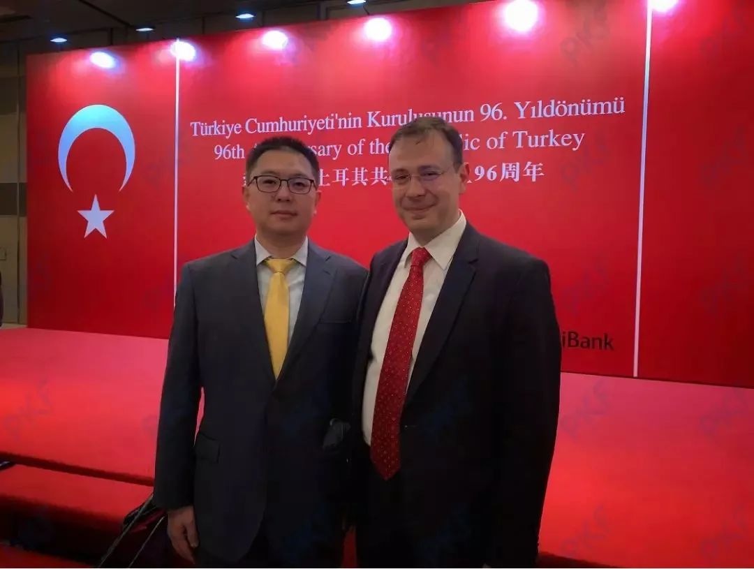 土耳其驻沪总领事馆总领事到访进博会PKF展台