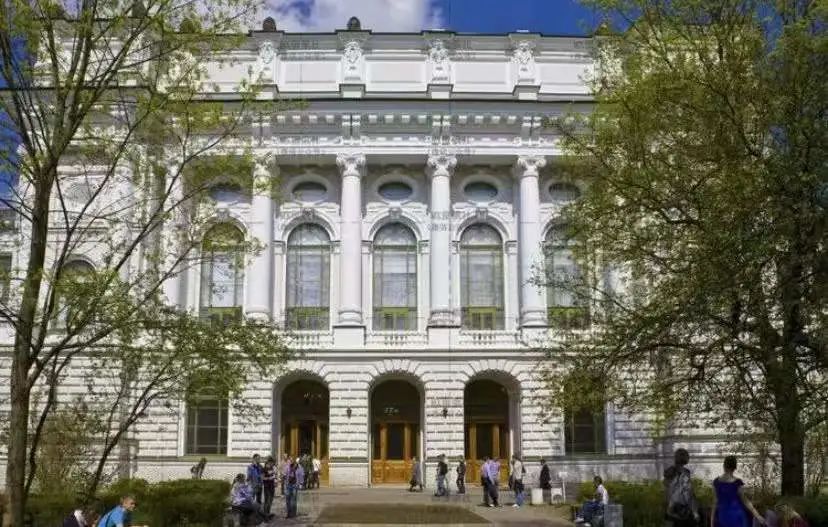 致俄DailyNews丨理科去俄罗斯留学，怎么选择合适的专业呢？