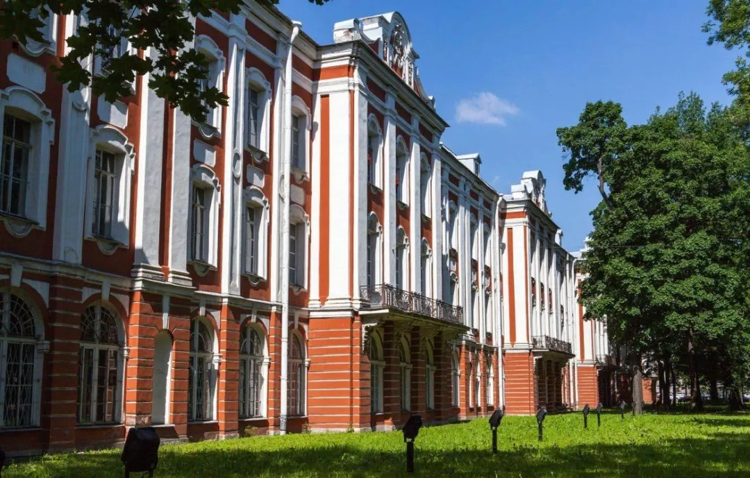 院校联播丨2022圣彼得堡国立大学招生简章