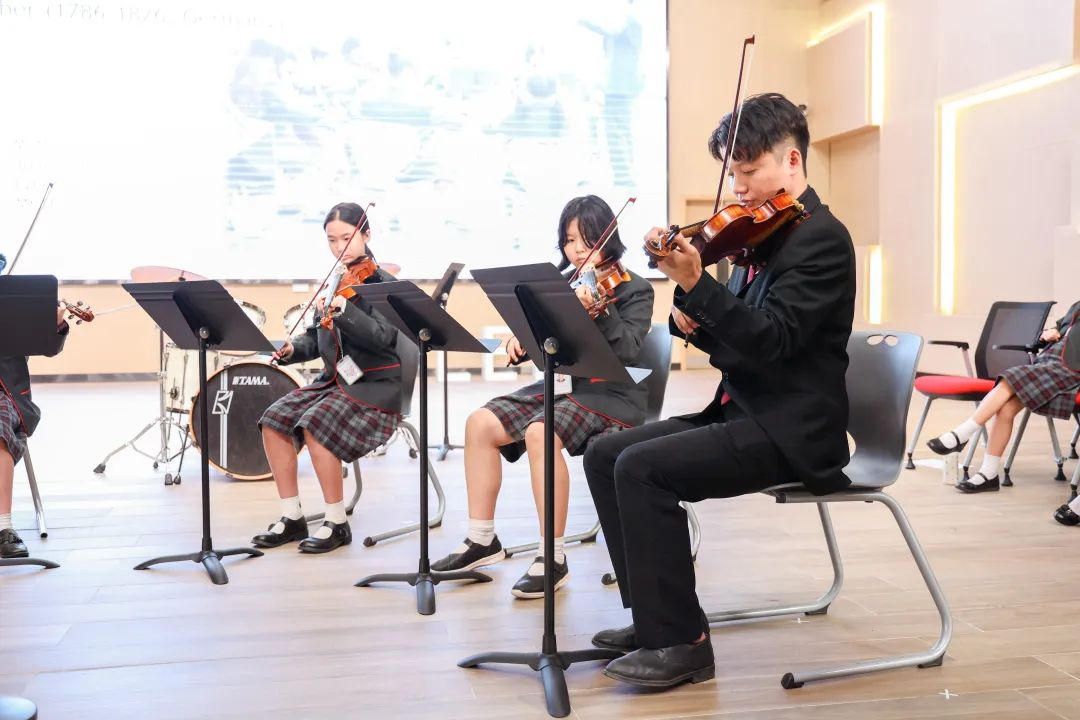 LEH Foshan Music Academy 佛山霍利斯音乐学院面向全市招生！