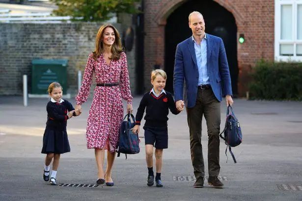 6次走访选校！英国王室为乔治王子3兄妹转学，竟也操碎了心？！