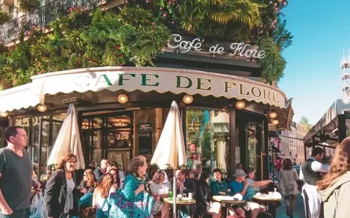 法国咖啡馆与文学的不解之缘，咖啡馆里竟然藏了半个法国文学史？