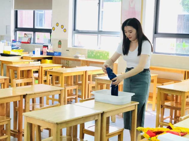 广东碧桂园学校十里银滩分校全面打扫， “净”等开学