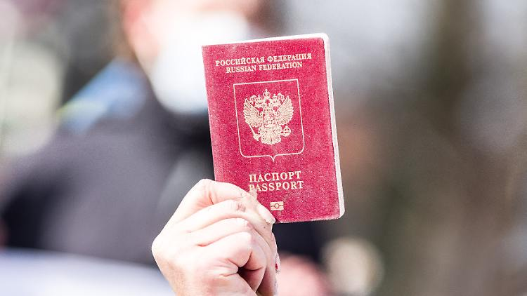 欧盟宣布中止与俄罗斯的签证便利化协议