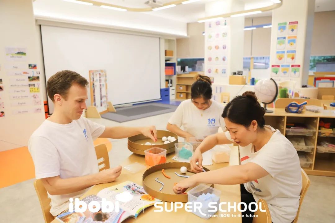 为老师赋能，引领孩子看见未来 | IBOBI SUPER SCHOOL师资培训