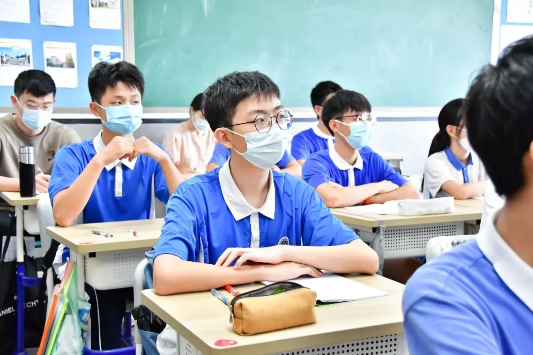 深圳德琳学校 | 为实现中国梦注入青春能量