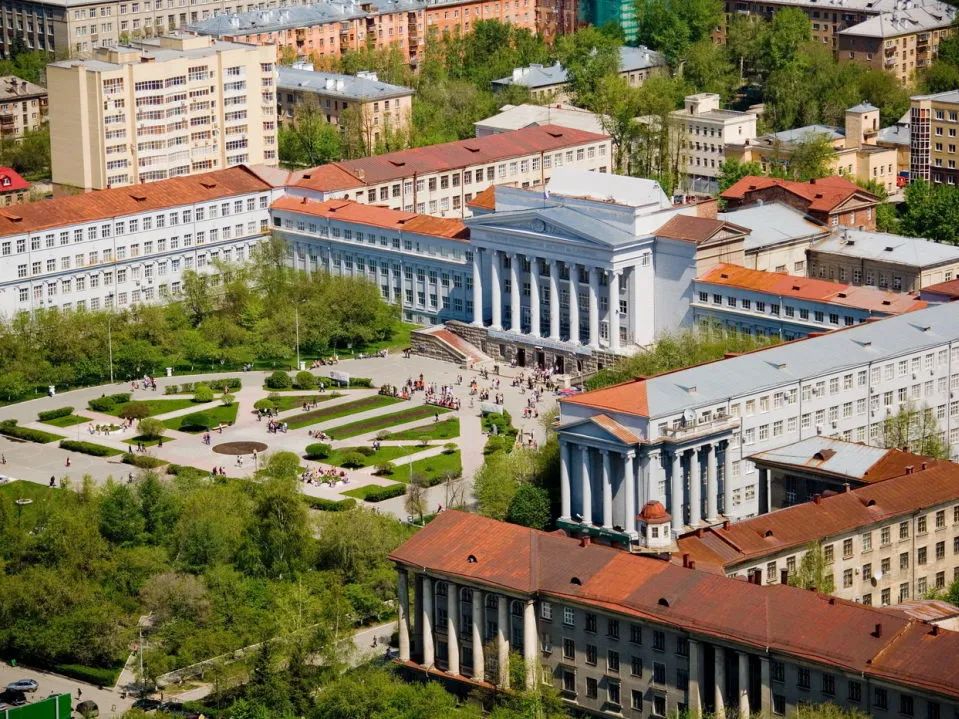 院校联播丨2022乌拉尔联邦大学招生简章
