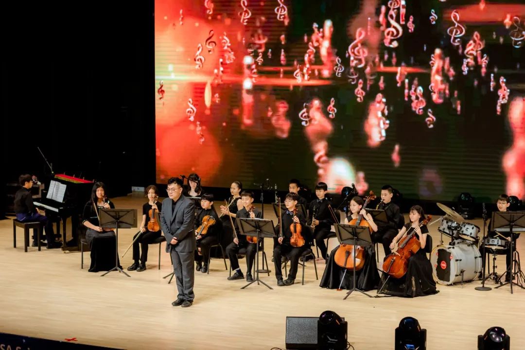 ISA PAI Orchestra Wins the Gold Award | 爱莎乐团荣获维也纳之夏艺术节金奖