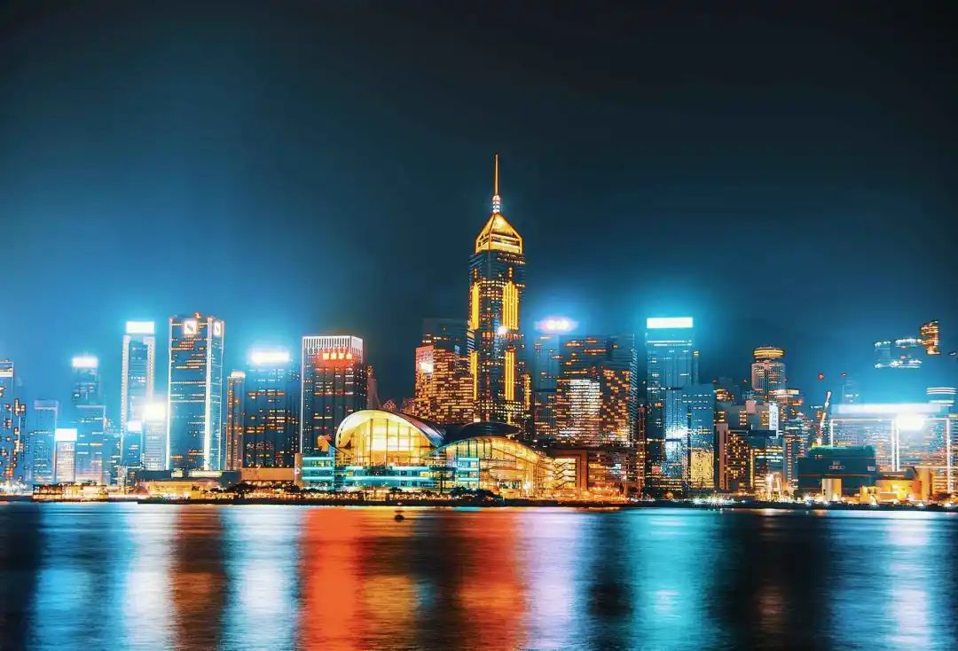 中国香港的MBA和EMBA有什么区别？