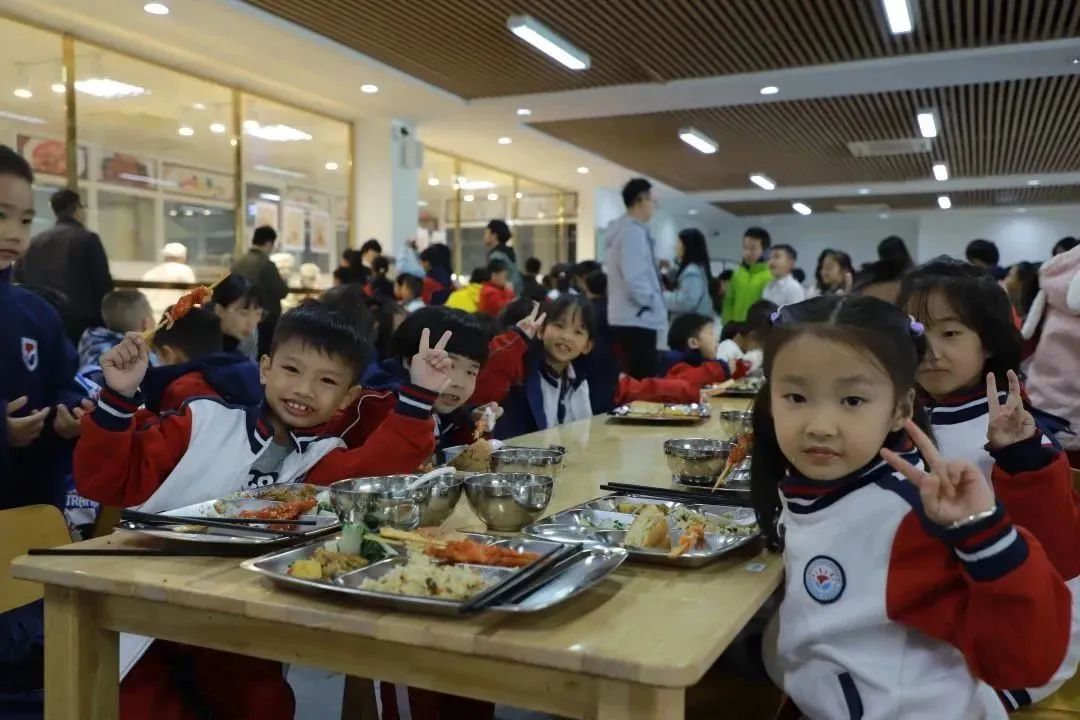 创新升级！广东碧桂园学校十里银滩分校食堂满意度调查