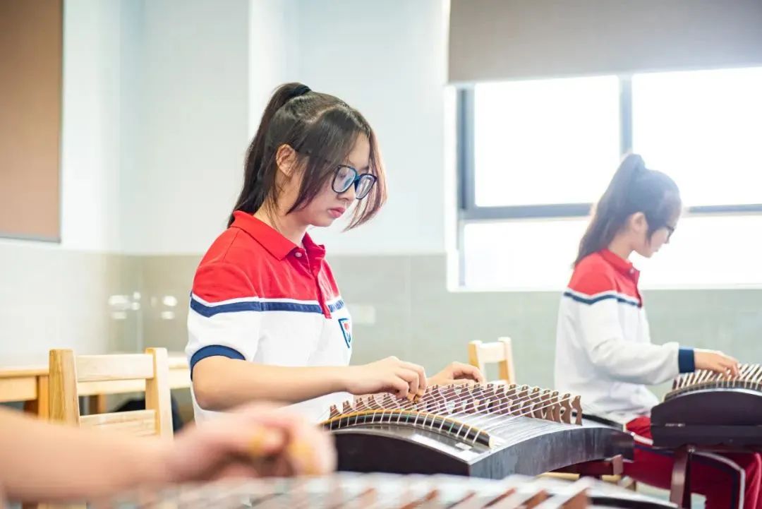 喜报 | 广东碧桂园学校十里银滩分校登上HKPEP中国国际学校百强榜单！