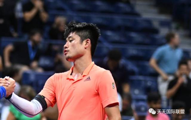中国23岁吴易昺勇夺网球冠军，顶尖人才拼的都是精英教育！