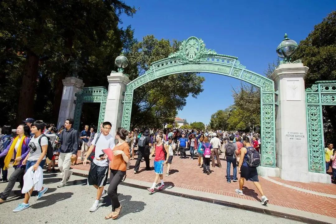 加州大学公布2023年秋季入学申请数据，国际生人数首次下滑！申请更容易了？