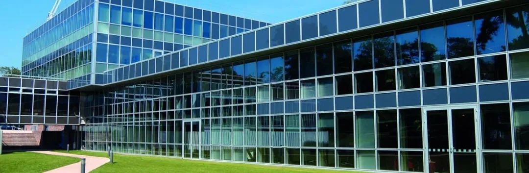 INSEAD欧洲工商管理学院 | 高度国际化的世界顶级商学院&学术声誉满分评级