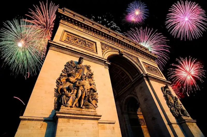 法国一年竟有7300个节日！哪个大区节日最多？你不会就知道一个