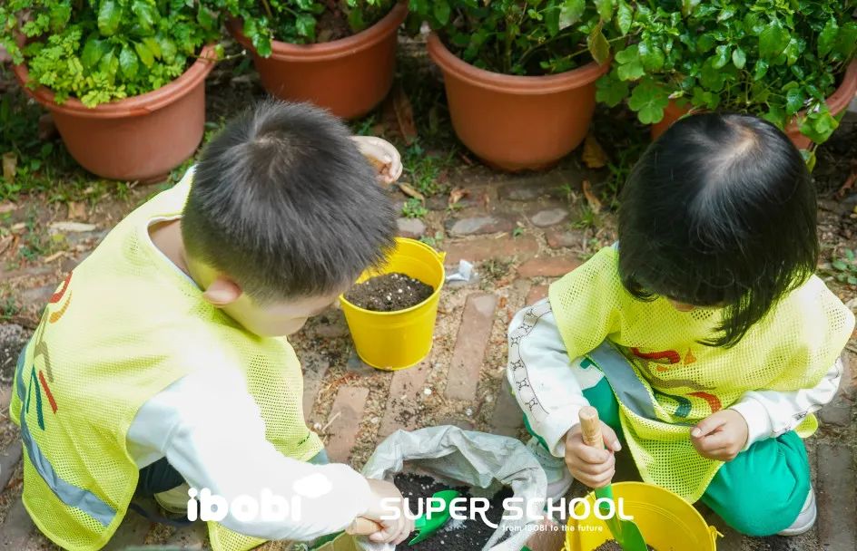 教室之外，孩子们用100种方式探究春天 | IBOBI SUPER SCHOOL 春季PBL项目式学习