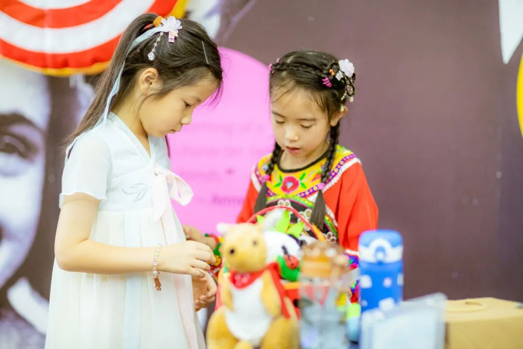 Review of International Children’s Day 国际儿童节回顾 | 环游七大洲