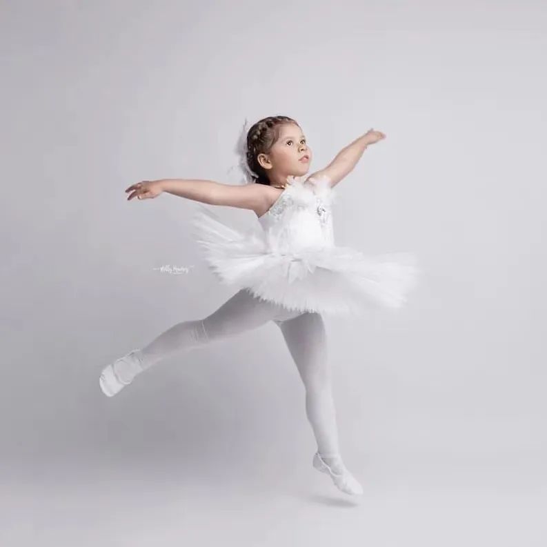 美高特色课程| 趾尖上的艺术，从小学芭蕾会培养出怎样的气质？