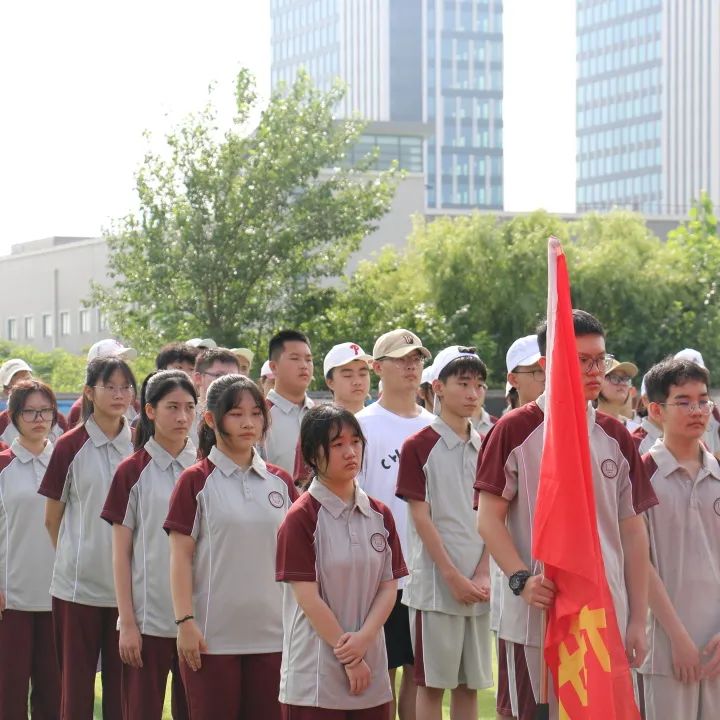 鲜风怒马 军歌初响 | 上海美达菲普高部2023级新生军训圆满收官！