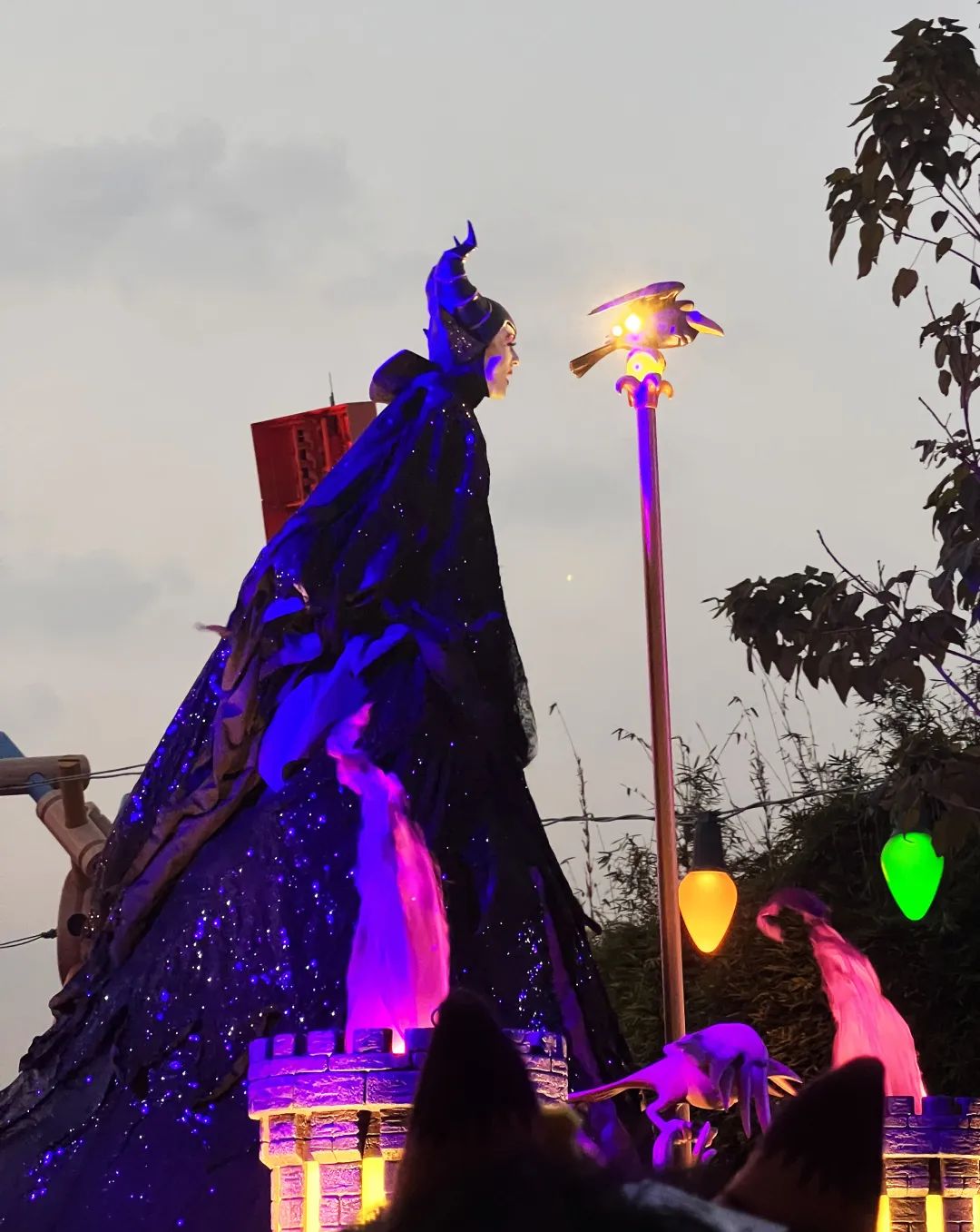 SMCS丨奇幻秋日：迪士尼乐园的魔法盛宴