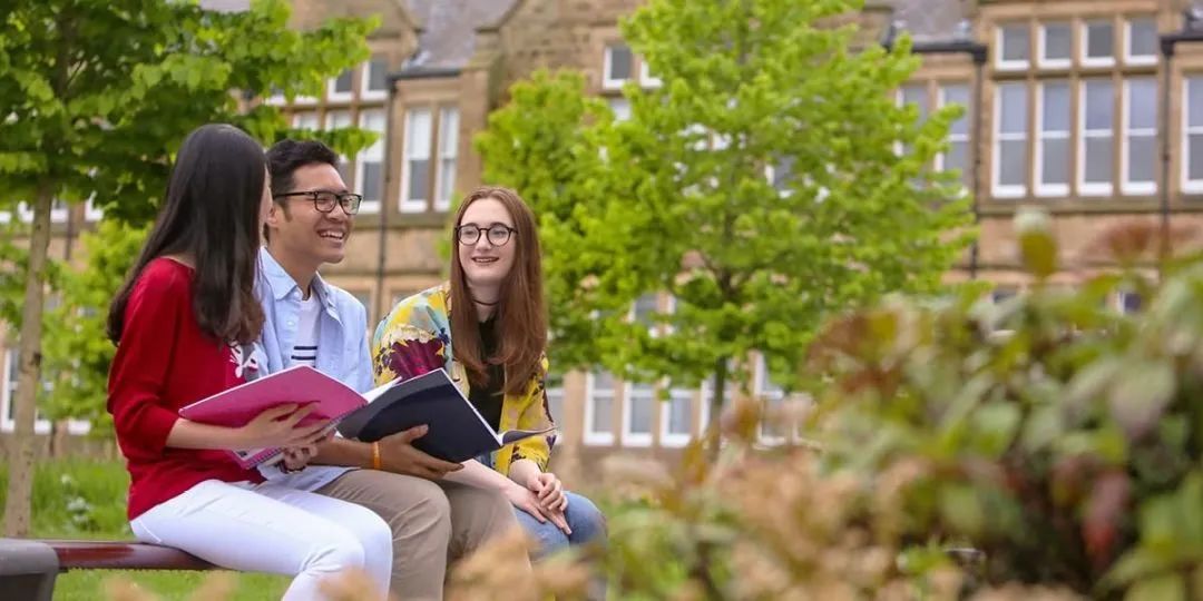朗途留学 | 英国利兹大学24fall又双叒更新院校list，难度再次升级！