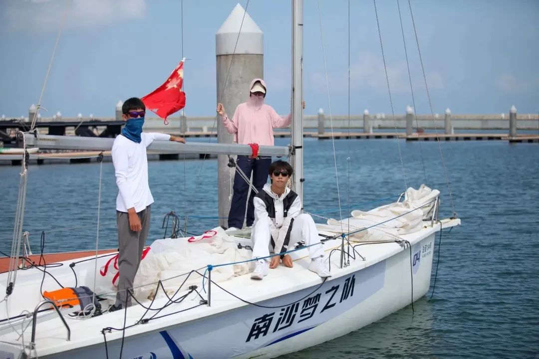 喜报 | ASJ学子获粤港澳大湾区帆船赛冠军
