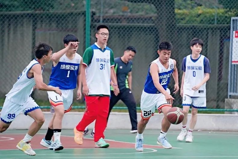 体惠蓉城、运动有你 | 我校篮球队于青少年篮球锦标赛斩获佳绩
