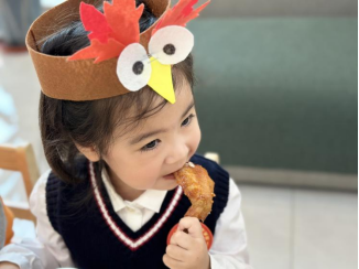 常怀感恩 向阳而生 | 盛兴中英文幼儿园感恩节活动