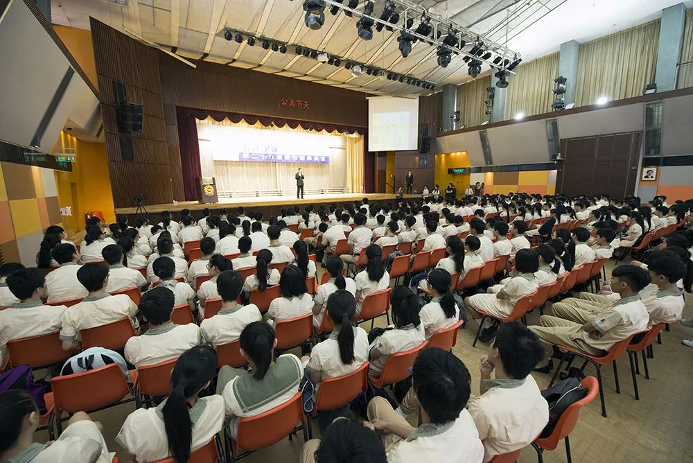 重磅嘉宾——吴克俭先生！香港殿堂级教育家分享会-DSE与外国学制如何抉择？