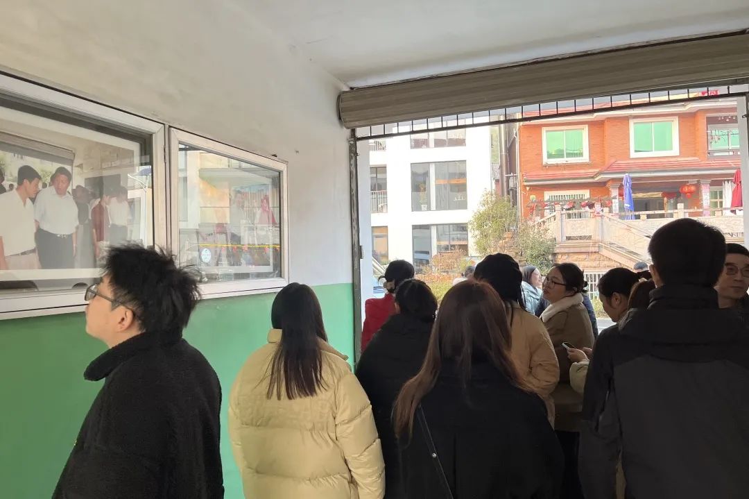 南太湖双语学校党支部12月党员活动速览