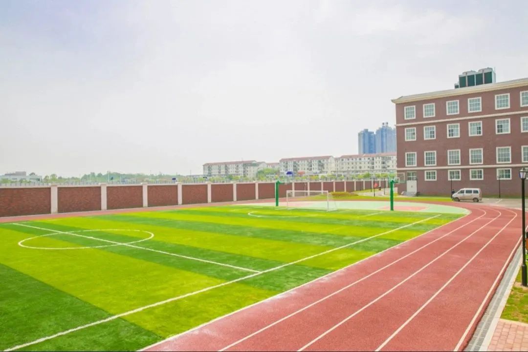 武汉三牛中学高中段2024年招生公告