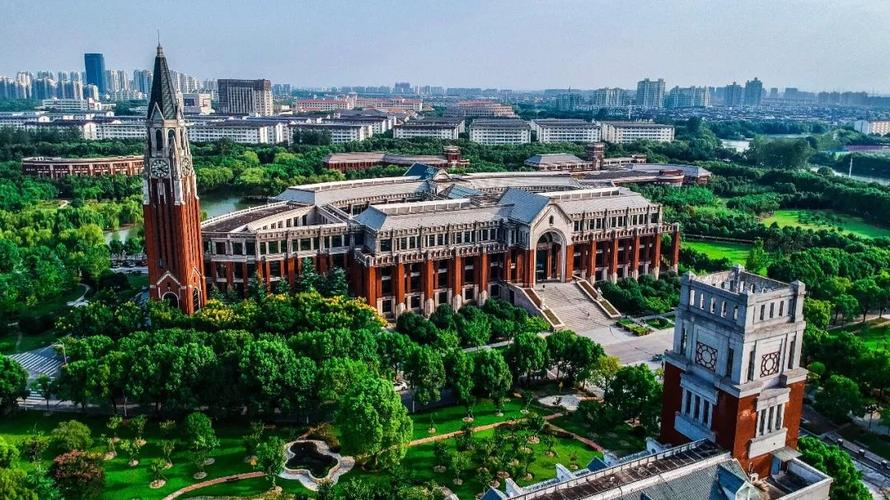 聚焦 | 华东政法大学国际教育中心授牌我校“优质生源基地”！