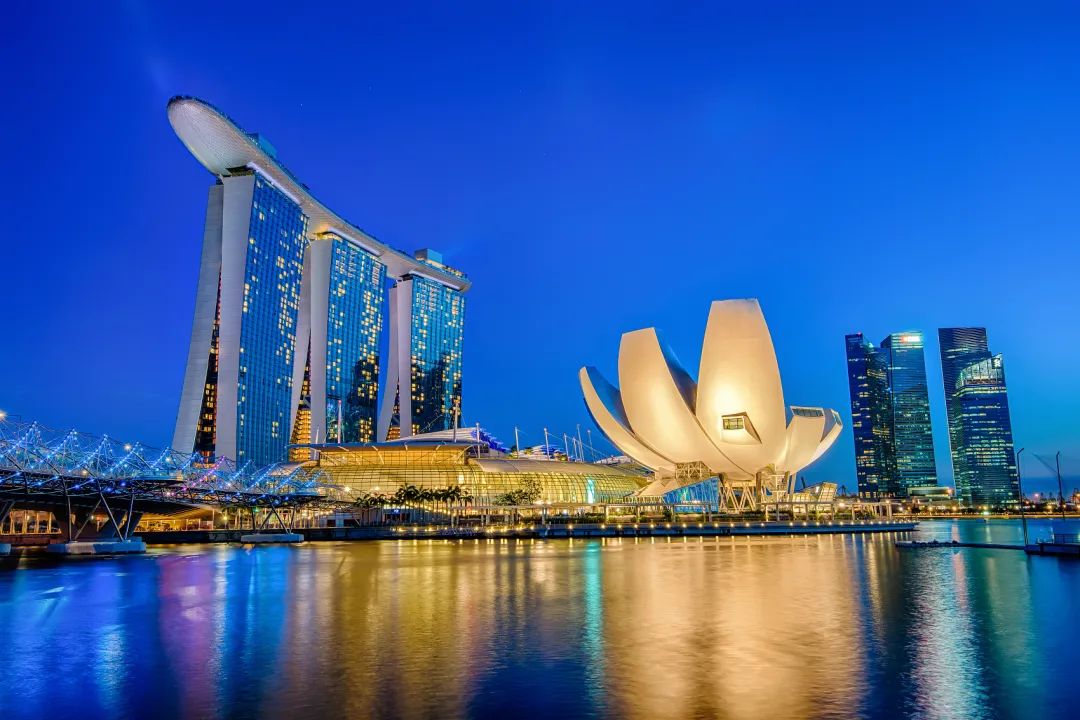 朗途留学 | 官宣！中国⇆新加坡，30天互免签证！留学优势拉满了