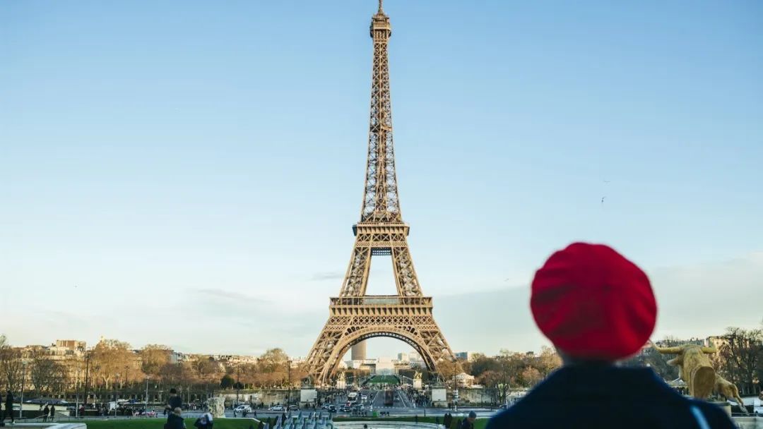 法国4大热门留学城市费用揭秘！巴黎、斯堡、波尔多、格勒，哪个城市最适合你的预算？