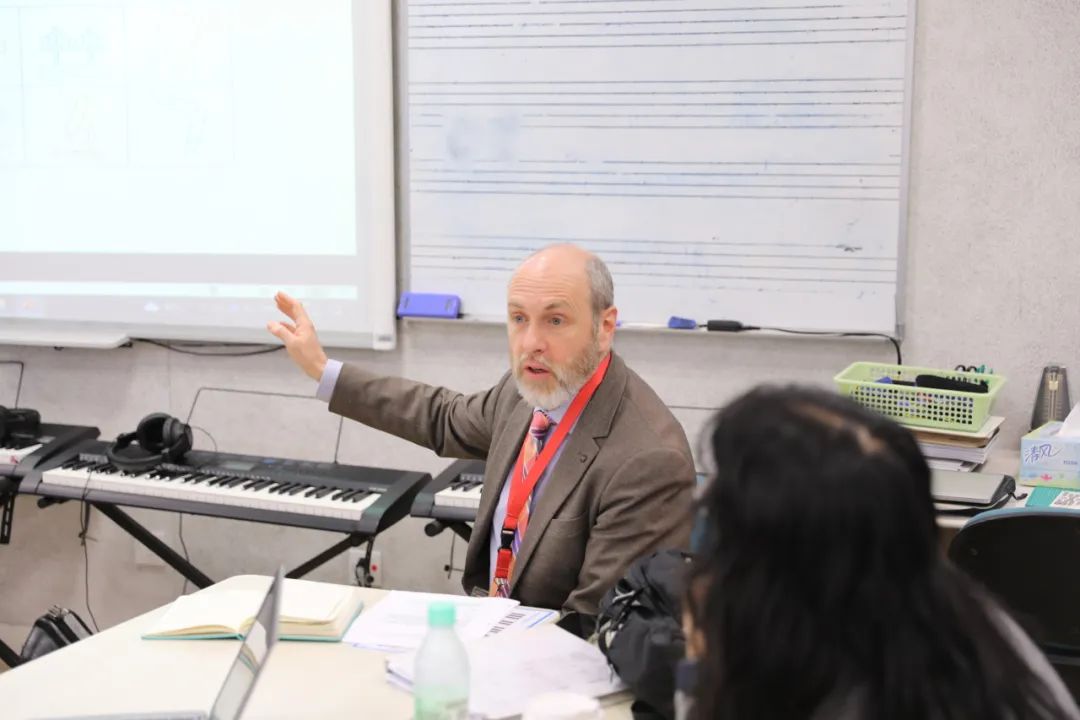 Juilliard Music Specialist Visits NAIS Pudong 茱莉亚学院音乐专家来访
