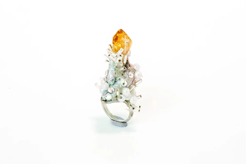 在奇境中肆意生长的珠宝设计：Georgina Hopkin | BACA灵感孵化室