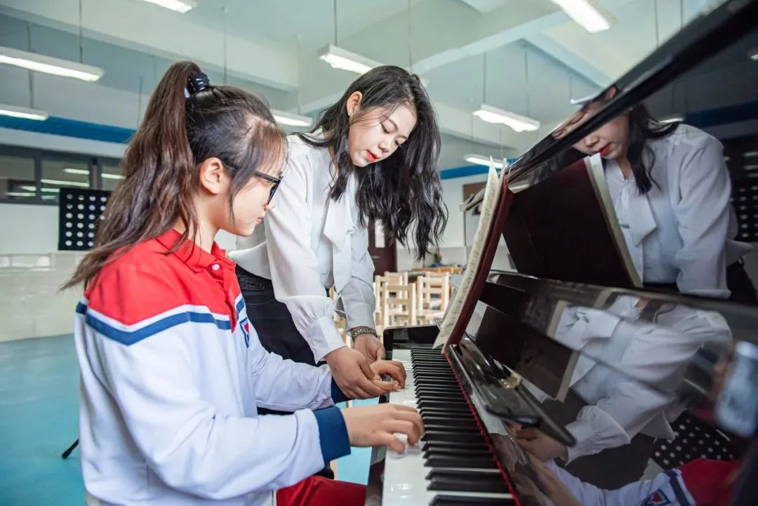 银滩喜报| 我校再次荣登2024HKPEP中国最具教育竞争力国际学校100强榜单